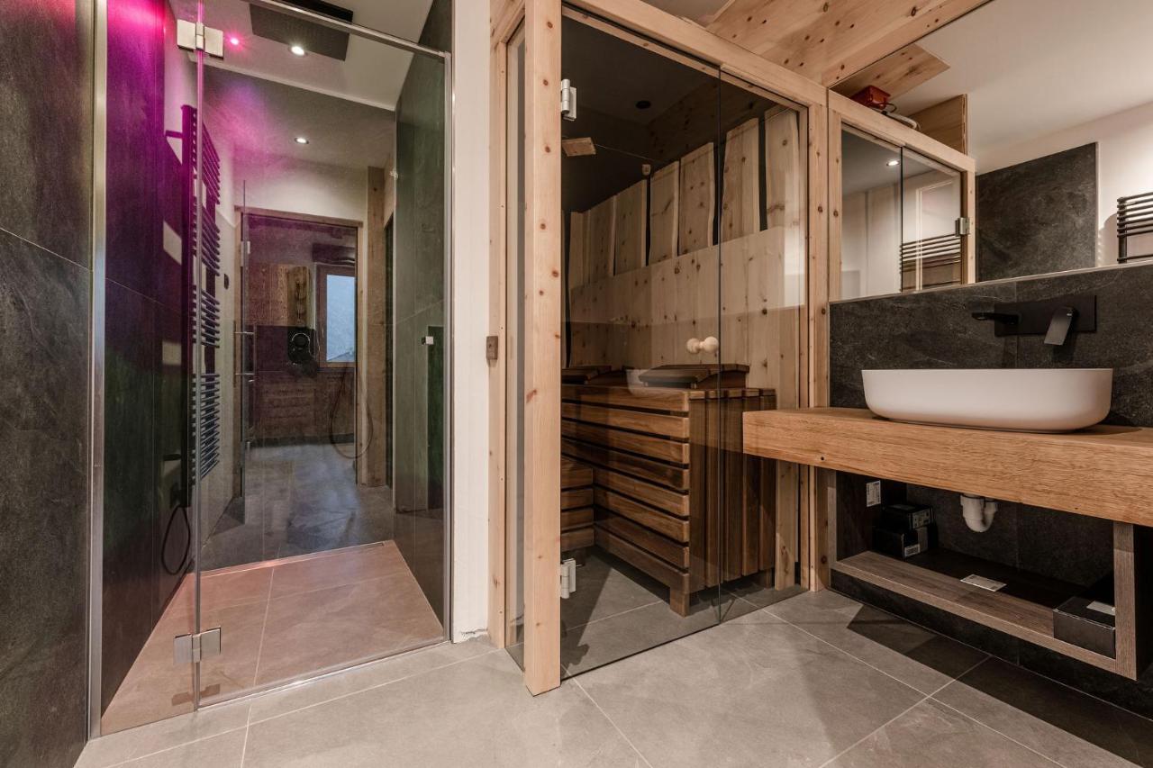 Malè Nidaris - Luxury Private Spa Suites מראה חיצוני תמונה