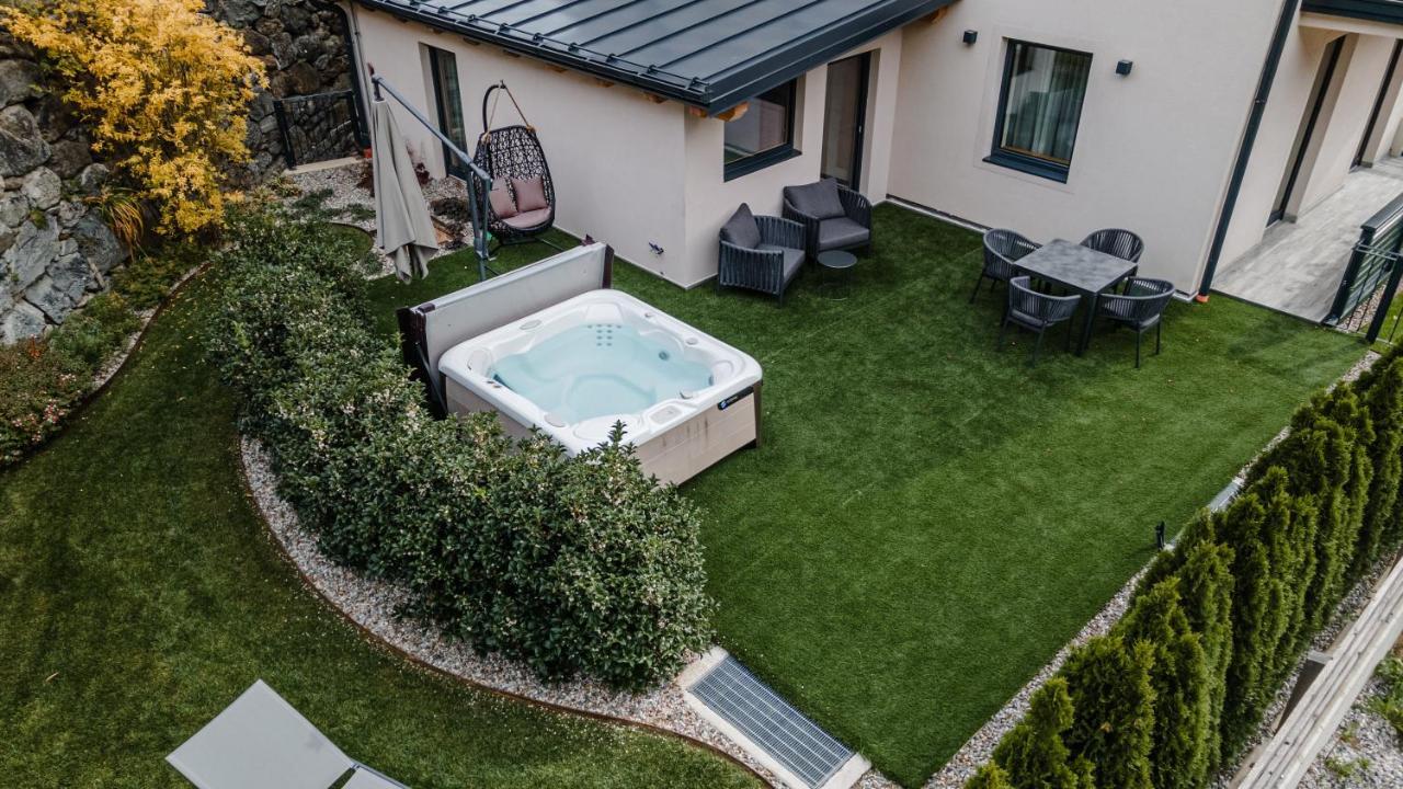 Malè Nidaris - Luxury Private Spa Suites מראה חיצוני תמונה